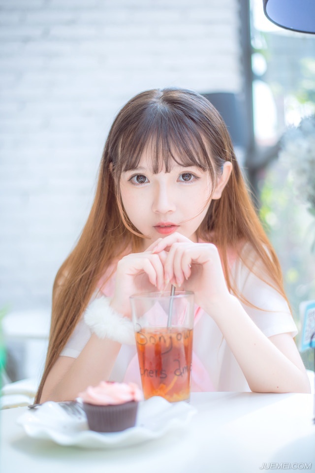 “嘭~”